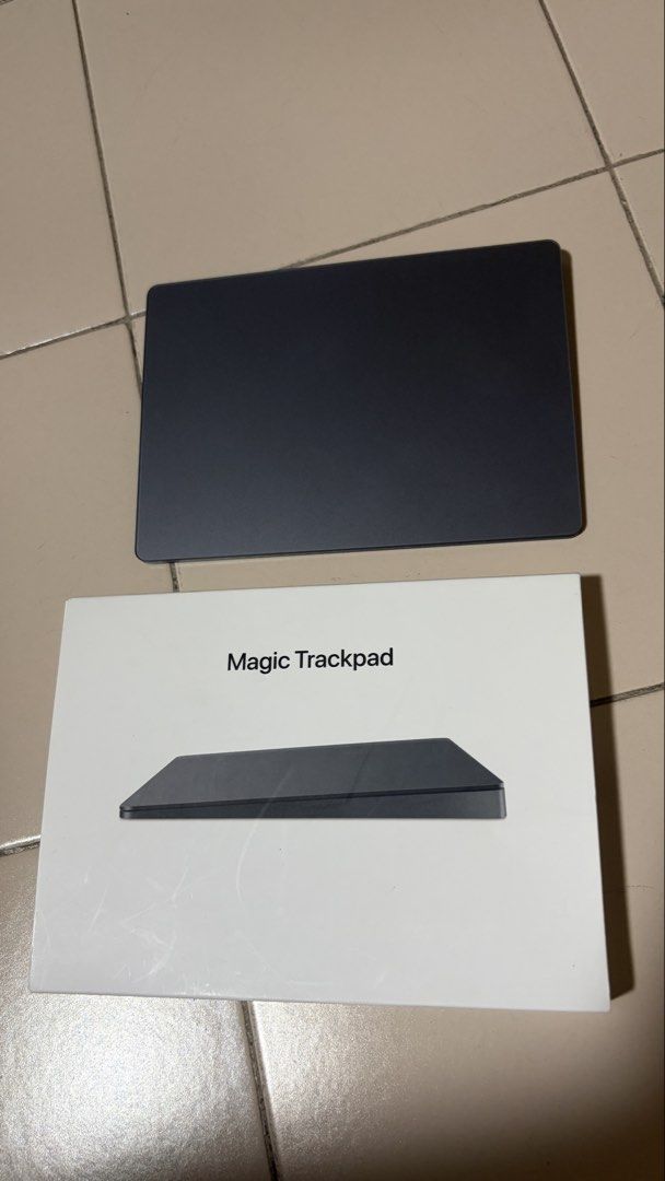 Apple Magic Trackpad 2 Lightning Port442456491667630080