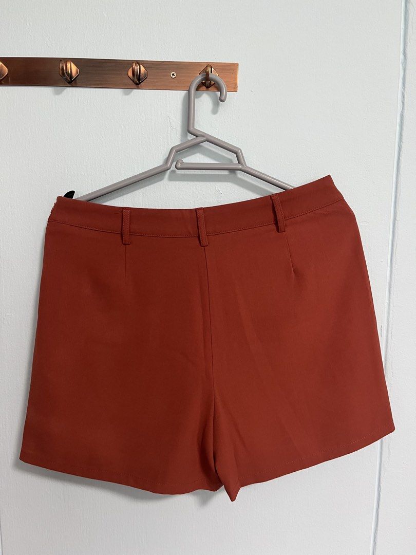 Assorted skirts (Category: Skirts) located in Singapore. Submitted by 15sweetbean (Listing ID 1435375348, Image 4). Description: ALL for $3 ALL bega skirts - grey checkered skirt (1st and 2nd pic): worn a few times - orange brownish skirt (3rd and 4th pic): worn a few times - pink skirt (5th and 6th pic): brand new! - tracked mailing: $2.80 if not collect downstairs my block.