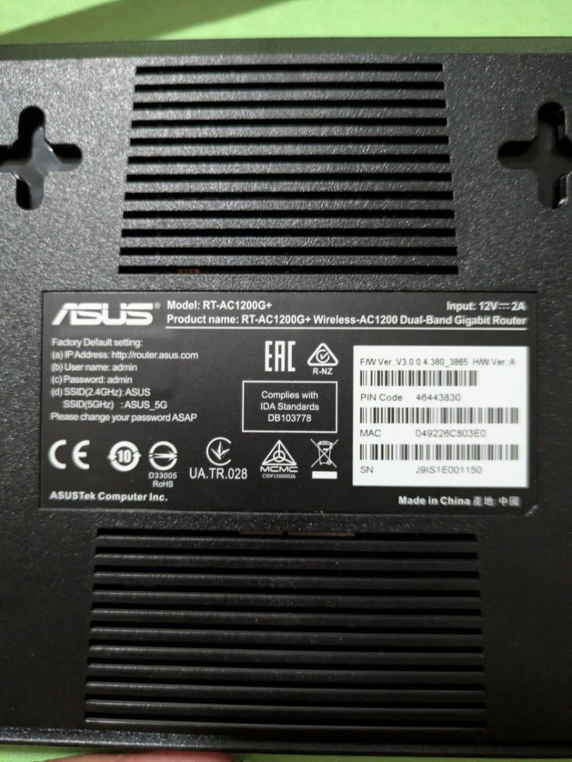 ASUS RT-AC1200G+ Wireless Router442347120860876801