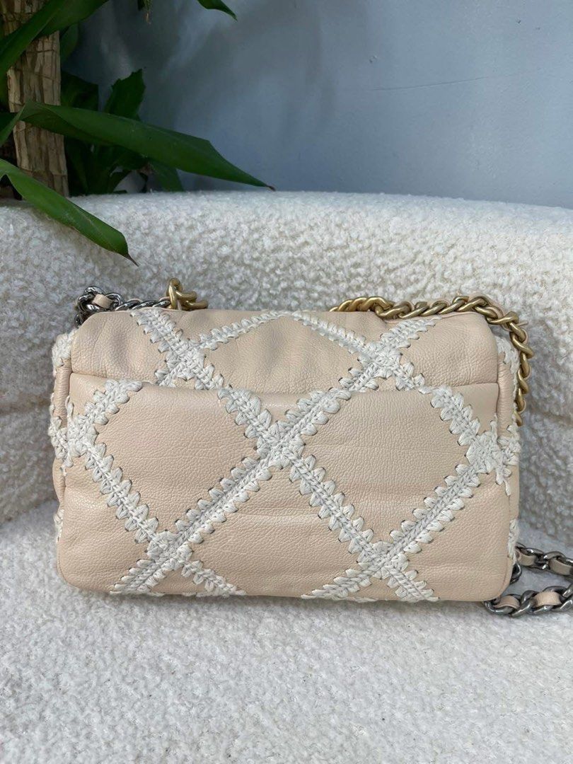 Authentic Chanel C19 Crochet Flap Small Bag (Category: Luxury Bags & Wallets) located in Quezon City. Submitted by jhaediah (Listing ID 1368416588, Image 2). Description: Available 💯 C19 SMALL 💓5.1 RANK A (pwede sa maselan) With card, dustbag, & receipt Series 30 holo intact.