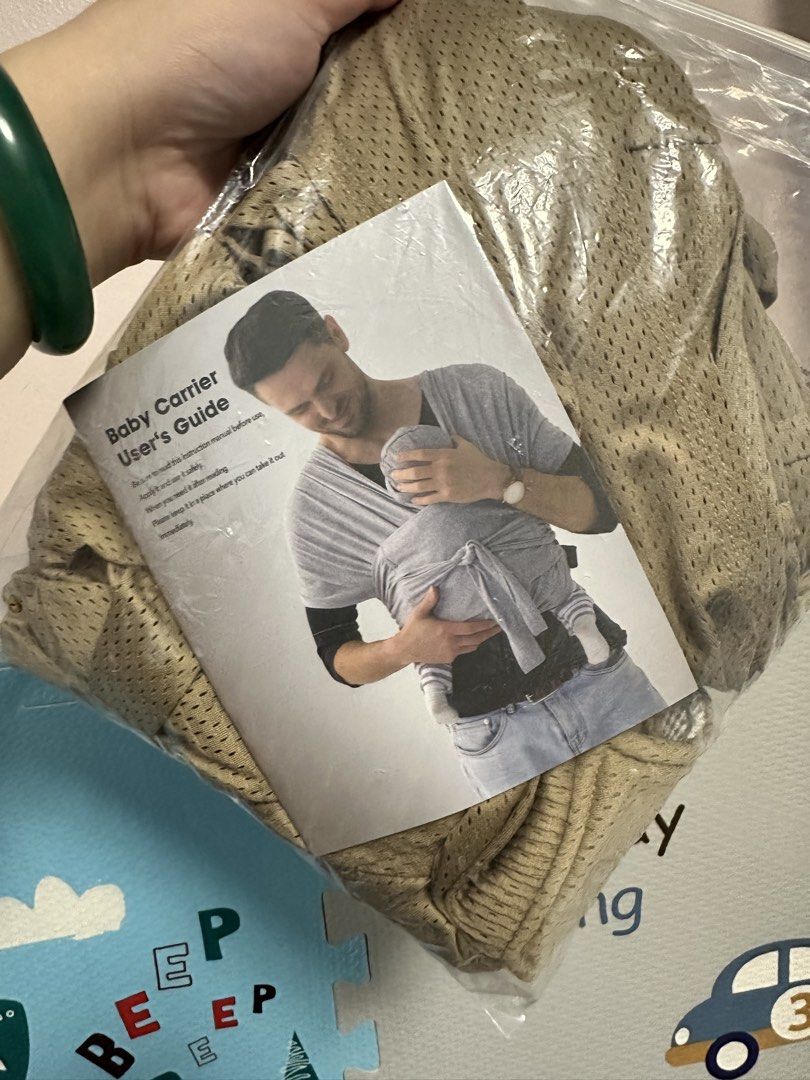BAMBINA BEBE SOFT WRAP CARRIER (Category: Carriers & Slings) located in Quezon City. Submitted by art_declutter (Listing ID 1435344728, Image 1). Description: Good as new..
