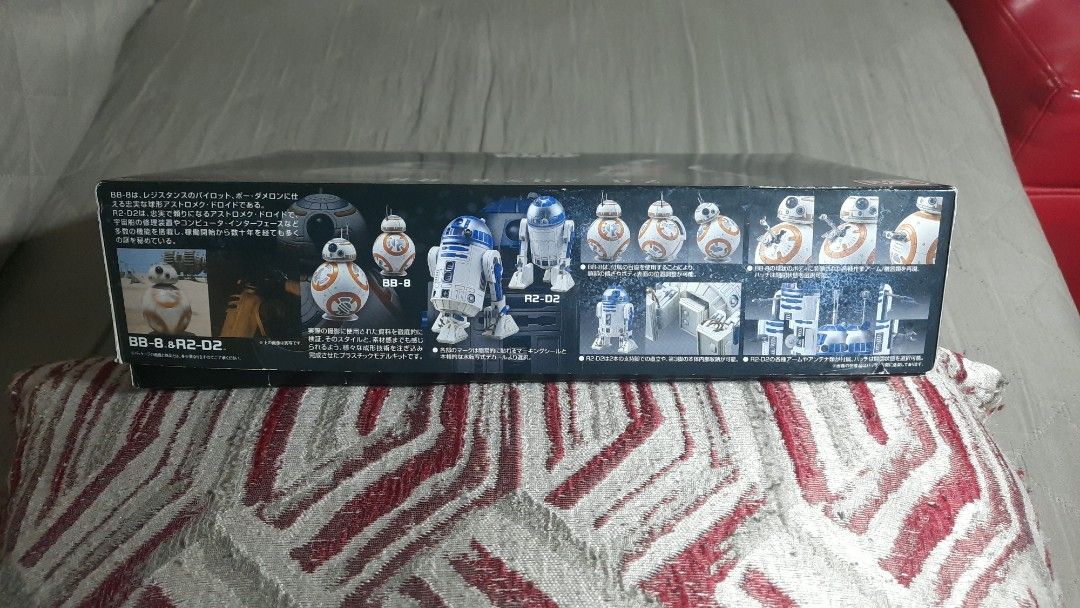 Bandai Star Wars BB-8 & R2-D2 Model Kit (Category: Gundam & Model Kits) located in Manila. Submitted by crujones (Listing ID 1435404649, Image 3). Description: - Bandai Star Wars model kit - Features BB-8 & R2-D2 - 1/12 scale - Includes multiple sprues and instruction manual - Box art showcases finished models I bought this in Akihabara, Japan. .Selling Price: Php3,200 Meet up: Starbucks- The Grove, Pasig City along C5 Delivery: Via Lalamove or G