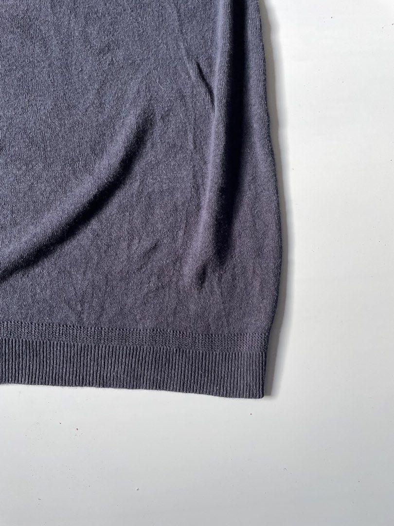 Beams navy blue crew neck sweater vest (Category: Coats, Jackets and Outerwear) located in Baguio. Submitted by chronicles_cache (Listing ID 1435501359, Image 2). Description: Condition: Great Size tagged: M Width: 20.5 Length: 26 Shoulder: 20.5.