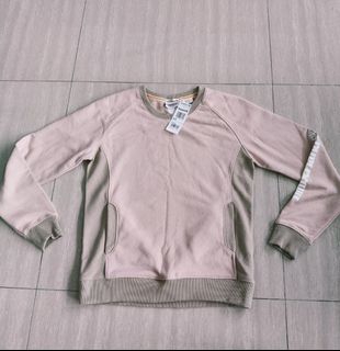 (Category: ) located in . Submitted by petite.closets (Listing ID 1435438852, Image 1). Description: .