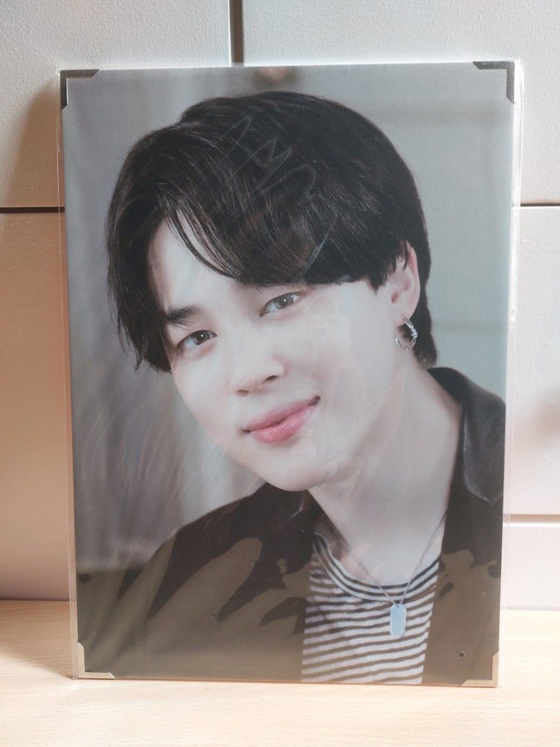 BTS PTD Onstage Jimin Premium Photo (Category: K-Wave Merchandise) located in Paranaque City. Submitted by collectorbox (Listing ID 1435375725, Image 1). Description: 9/10 condition rfs: decluttering for a move! MOP: Gcash long DOP?: yes! Max of 2 weeks.