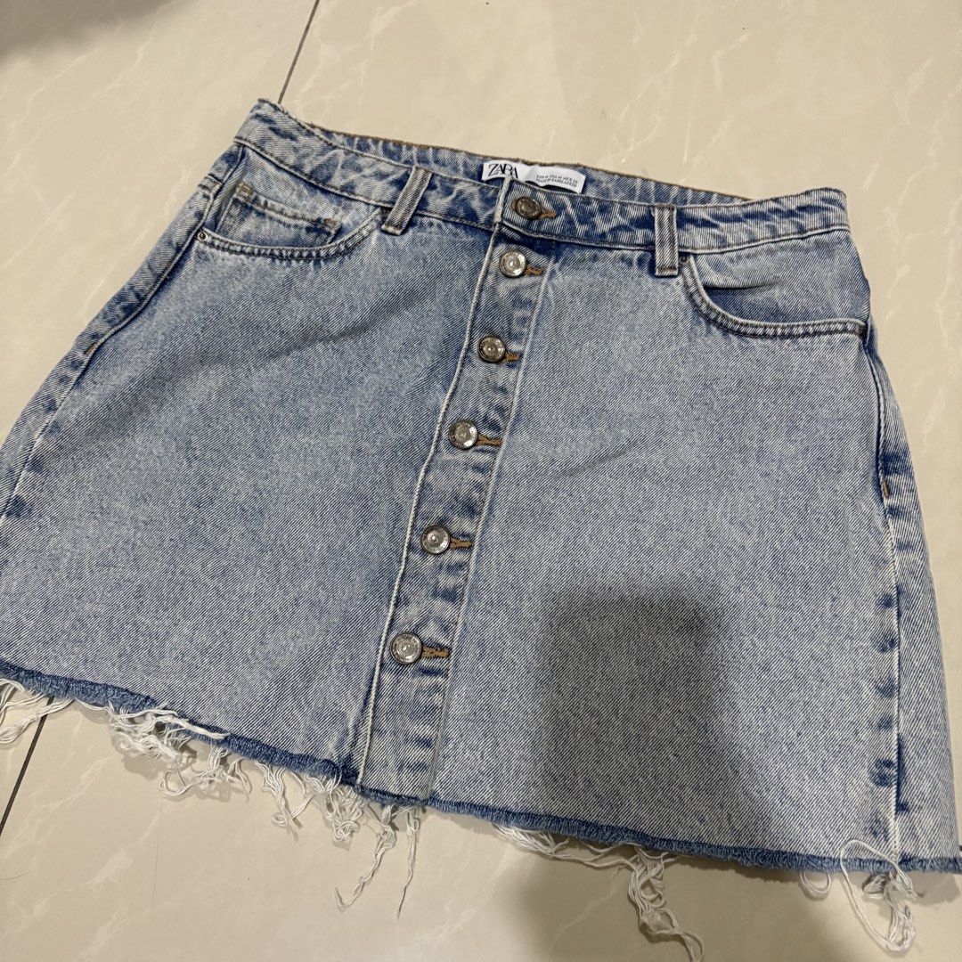 BUNDLE skirt / shorts / zara / shein (Category: Skirts) located in Cebu City. Submitted by letsdeeeeclutter (Listing ID 1435365044, Image 2). Description: - Zara denim skirt - Light wash - Button-down design - Raw hem - Waist: 30 inches - White denim skirt (31" waist) - Brown shorts - Black pleated skort.