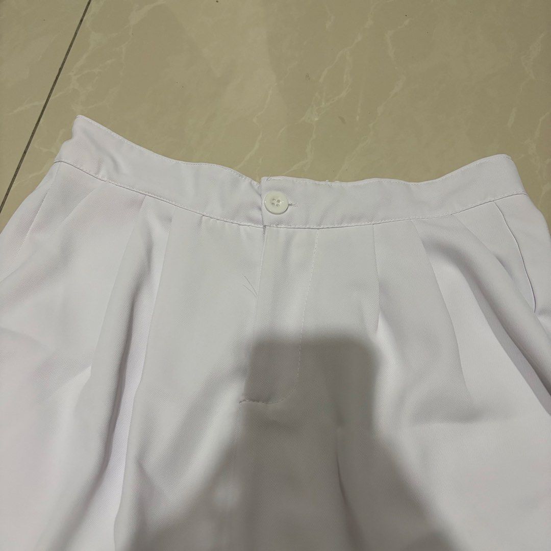 BUNDLE trousers / white / gray / cream / khaki / (Category: Other Bottoms) located in Cebu City. Submitted by letsdeeeeclutter (Listing ID 1435366228, Image 2). Description: cream 30" - with garter white 30" - with garter gray 29" - with garter white denim 31" - garter waistband (uniqlo) khaki 32" - no garter.