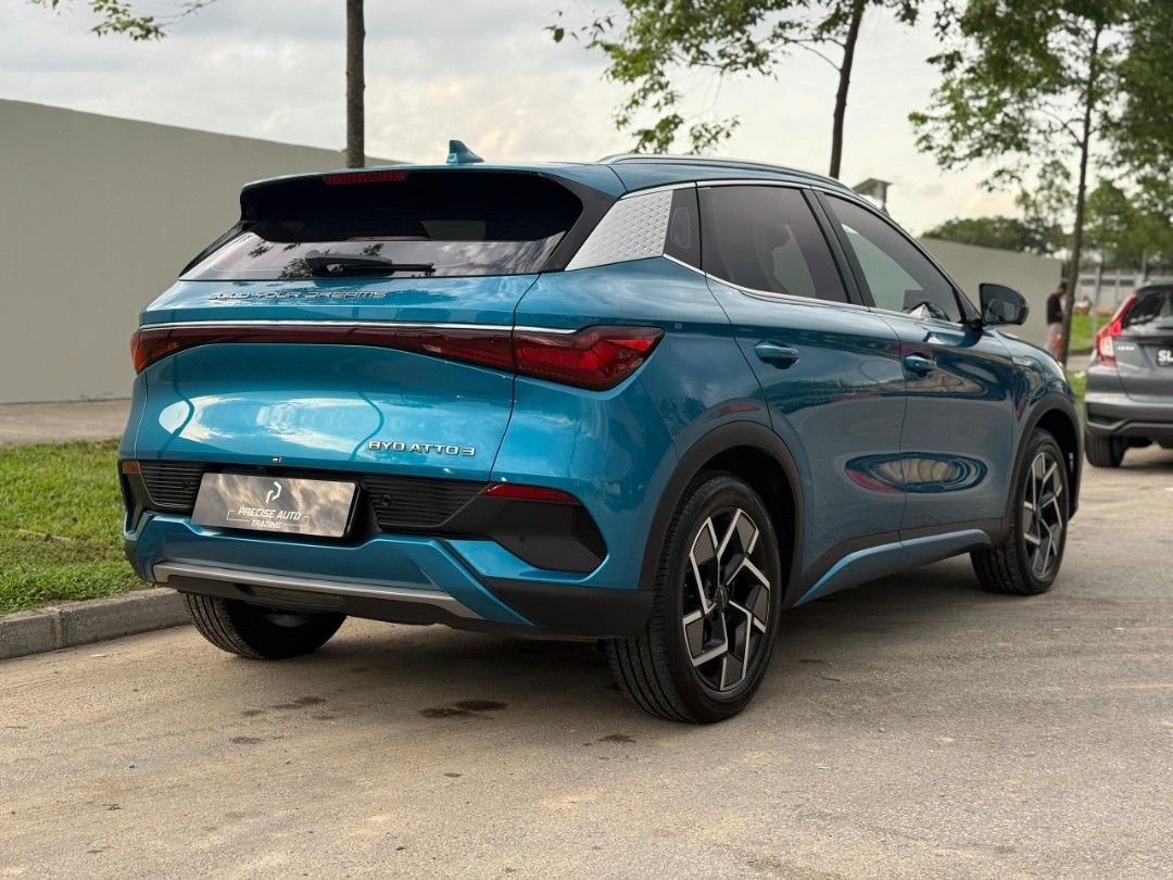 BYD Atto 3 Electric [100kW] 60.5 kWh (A) (Category: Used Cars) located in Singapore. Submitted by preciseauto (Listing ID 1435405643, Image 3). Description: 🔥🔥BOSS SAY ALL MUST GO CLEARANCE SALE🔥🔥 🚨CHEAPEST CARS IN THE MARKET🚨 🚘$500 DRIVEAWAY🚘 🏦LOWEST INTEREST FROM 1.48%🏦 🟢1 YEAR WARRANTY🟢 🔧FREE 1 YEAR SERVICING🔧 🏬 Vehicle 120 Points INSPECTION CHECK By In House Workshop BEFORE we put them for SALE 🚕 PHV Drivers Welcomed 🔁 High T