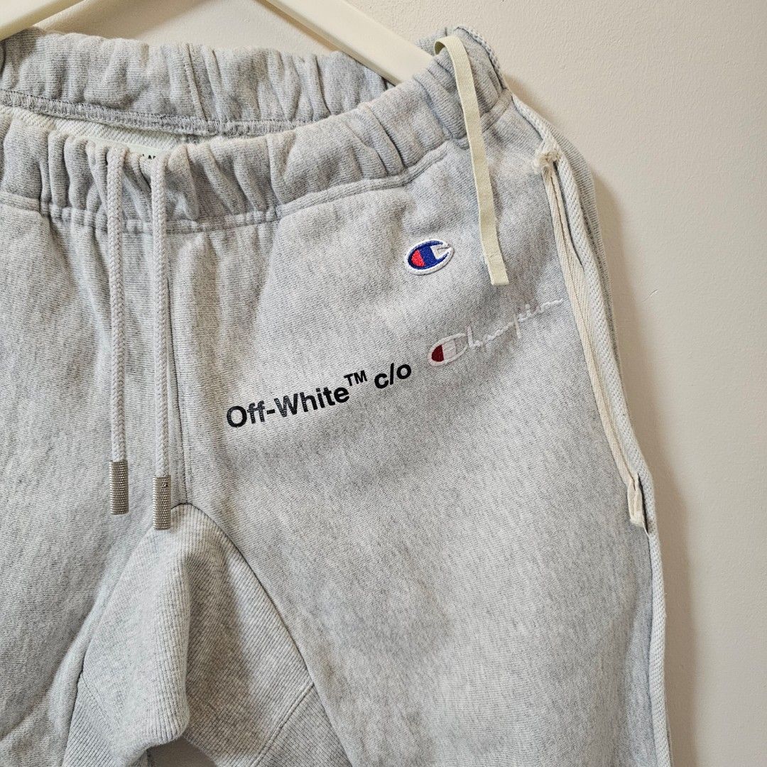 Champion x Off-white Sweat Pants (Category: Joggers) located in Taguig. Submitted by olly.yu (Listing ID 1435470677, Image 2). Description: - Champion x Off-white Sweatpants - Size: Small, W: 26-34, L: 37, Hem: 8 - Condition: Excellent ‐ Price: Php 800.00 Modes of payment: Gcash, Maya or Bank transfer Meet-up: BGC, Taguig City Delivery: J&T or LBC Other brands: Nike Adidas New Balance Ralph Lauren Polo Lacoste Champion Thisisneverthat Patagonia N