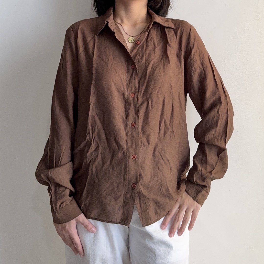 Chocolate Button-Up Longsleeves (Category: Longsleeves) located in Bulacan. Submitted by _arislmt (Listing ID 1414526594, Image 2). Description: Perfect for lazy days.