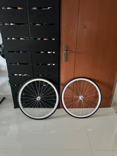 (Category: ) located in . Submitted by raphapeng (Listing ID 1435489070, Image 1). Description: .