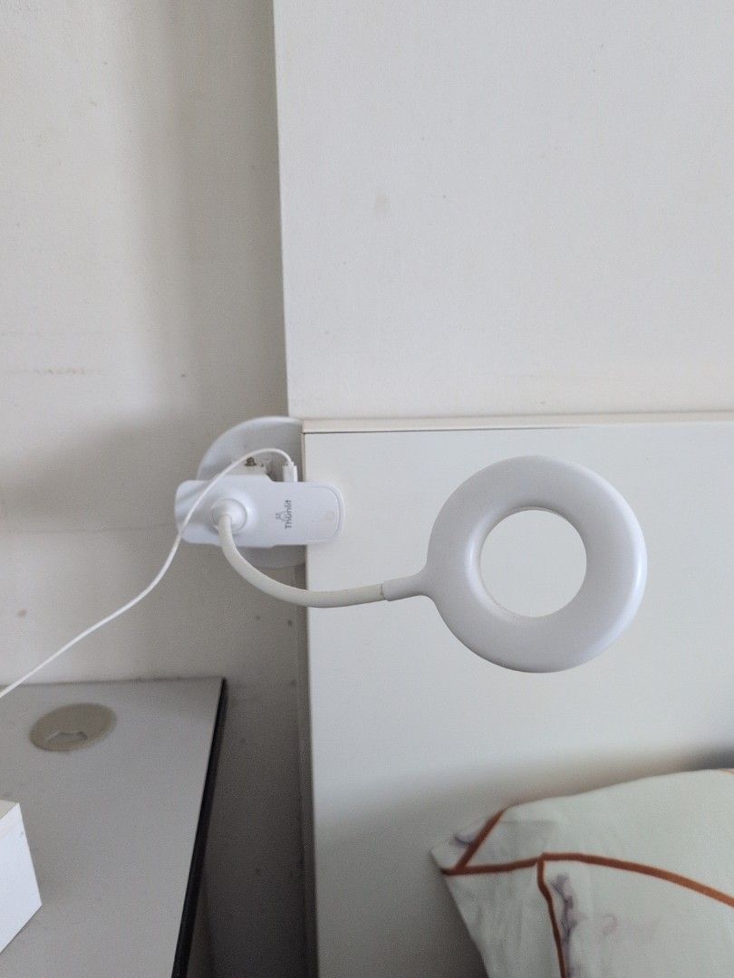 Clip-on LED Desk Lamp