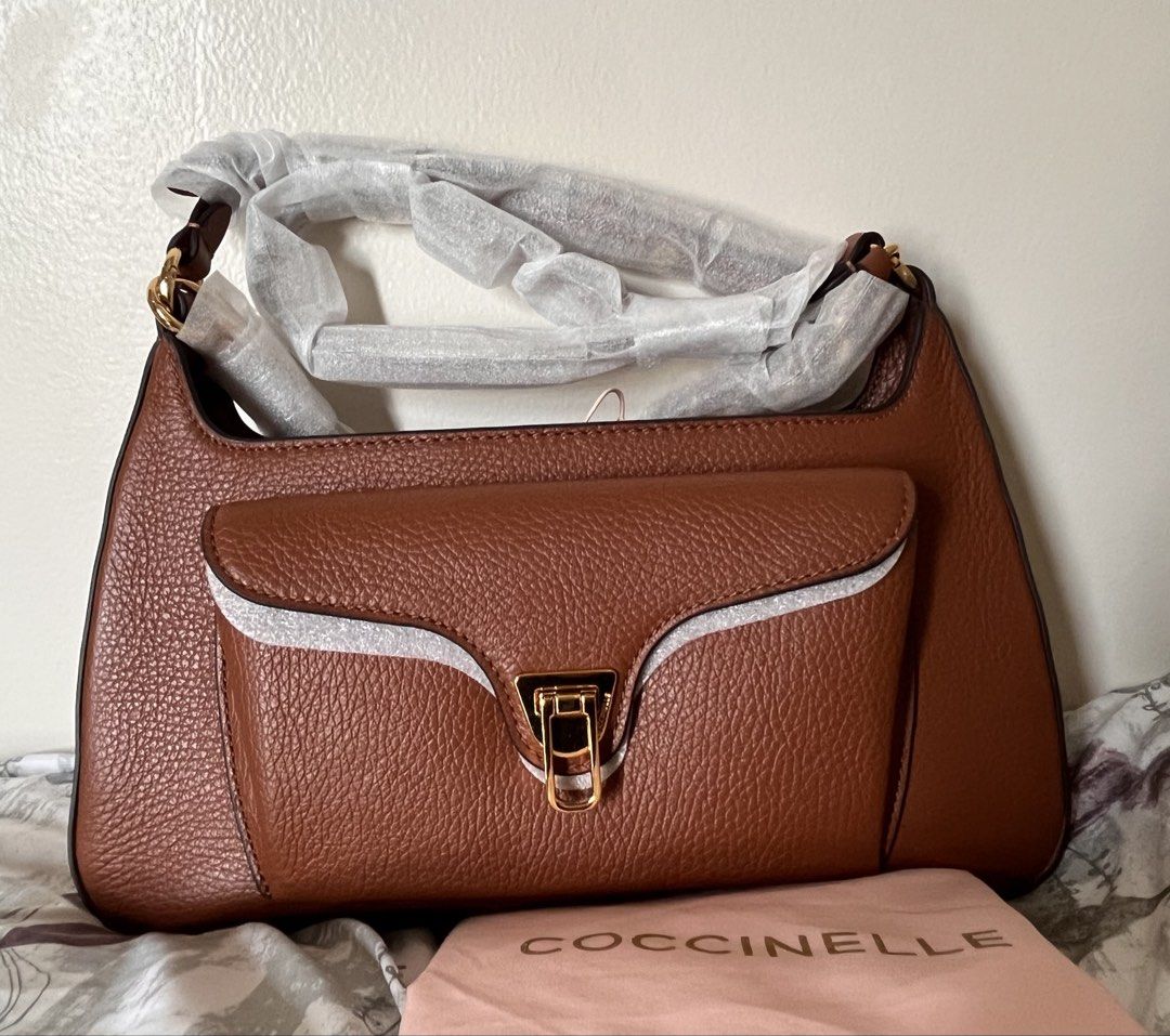 COCCINELLE BEAT GENERATION MEDIUM (Category: Luxury Bags & Wallets) located in Quezon City. Submitted by dropshopselections (Listing ID 1435344706, Image 1). Description: original approx 30 x 15 x 16 cm.