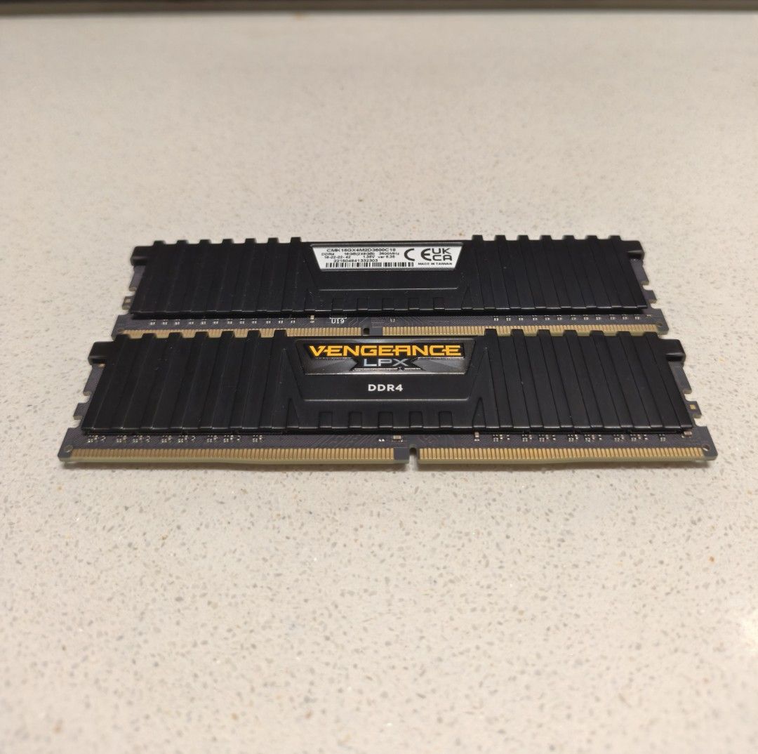 Corsair Vengeance 16GB DDR4 3600MHZ Ram