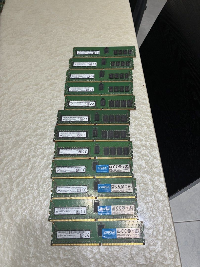 Crucial, Micron, Corsair, Kingston DDR4 RAM