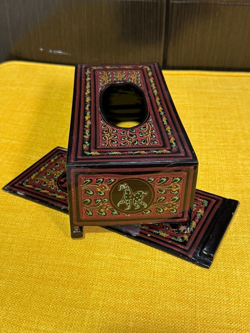 Decorative Wooden Tissue Box