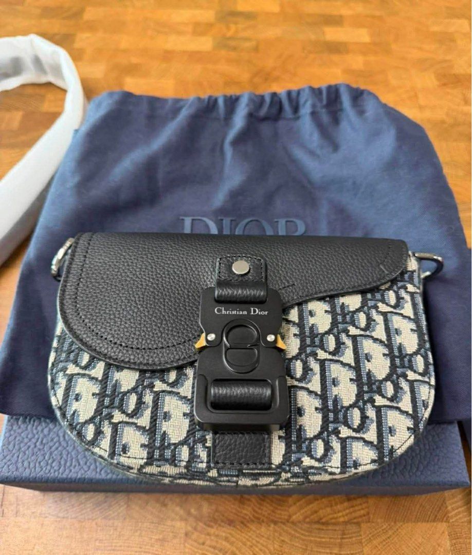 Dior mini saddle messenger bag (Category: Luxury Bags & Wallets) located in Quezon City. Submitted by slluxury_ph (Listing ID 1435470676, Image 1). Description: Dior mini saddle messenger bag Complete inclusion.