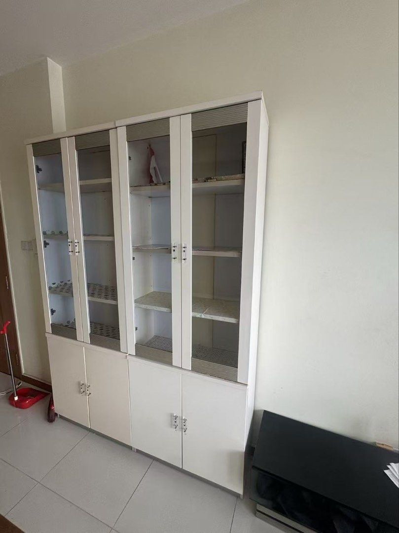 Display Cabinet