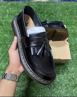 (Category: ) located in . Submitted by melopie.clothingg (Listing ID 1435420860, Image 1). Description: .