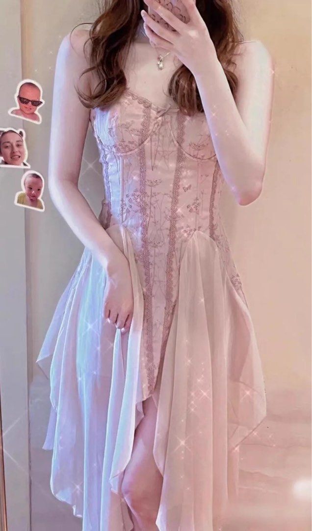 Fairycore coquette DoggyQín (Category: Traditional & Ethnic wear) located in Tarlac. Submitted by fatt.valencia (Listing ID 1435465706, Image 3). Description: .