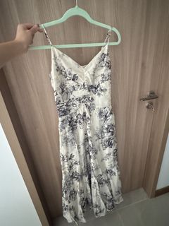(Category: ) located in . Submitted by wbb520 (Listing ID 1435443398, Image 1). Description: .