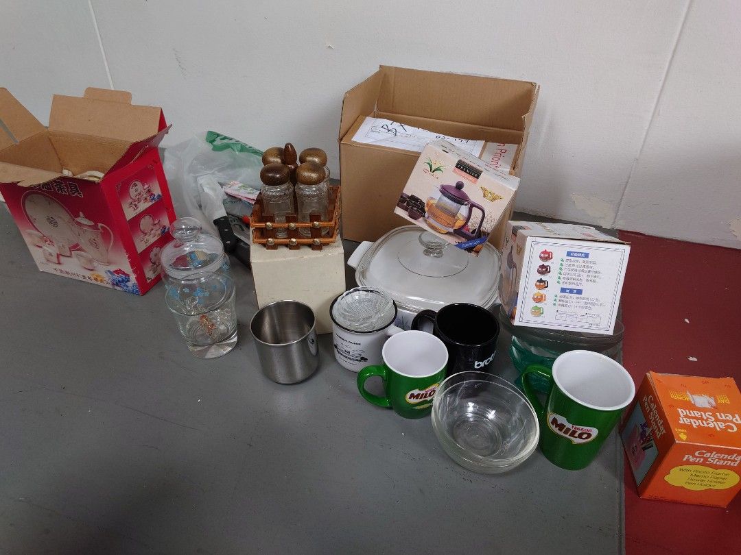 Free Assorted Kitchenware - Teapot, Mugs, Spice Rack442189015197296641