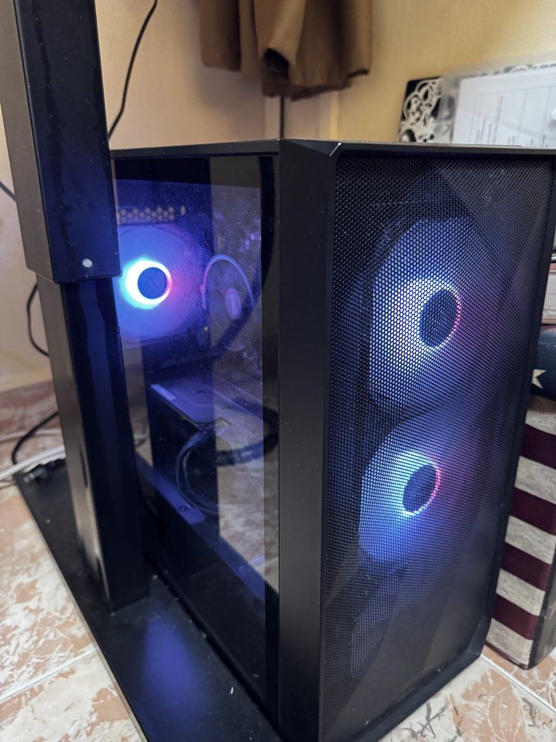 Gaming PC (2k res 200fps CS2 on high)