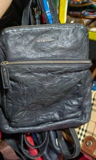 (Category: ) located in . Submitted by darriebags88 (Listing ID 1435379318, Image 1). Description: .