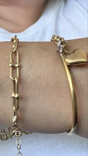(Category: ) located in . Submitted by luxxlady97 (Listing ID 1435352545, Image 1). Description: .