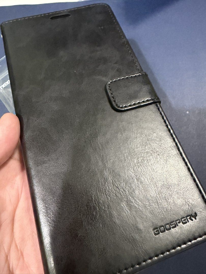 Goospery case for iphone17 Pro Max (Category: Cases & Sleeves) located in Imus. Submitted by honisp (Listing ID 1435360455, Image 3). Description: For Sale! 📱 Goospery Bluemoon Diary Case ✔️ For iPhone 17 Pro Max ✔️ MagSafe compatible ✔️ Soft synthetic leather finish ✔️ Flip stand function ✔️ Magnetic closure ✔️ Bought in Australia ✔️ 100% authentic 💵 Price: ₱1,500 (negotiable) 📍 Location: Imus City or Makati City.