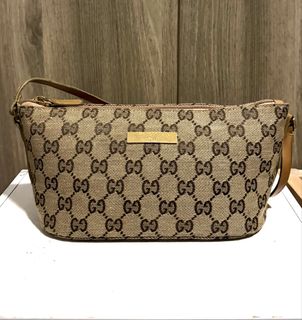 (Category: ) located in . Submitted by drpshop (Listing ID 1435373108, Image 1). Description: .