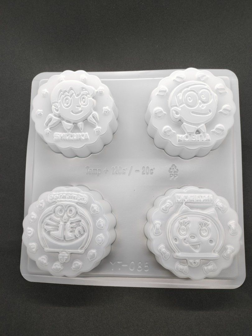 Hello Kitty & Doraemon Mooncake Mold442186419437588481