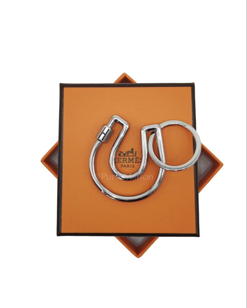 Hermes Fer A Cheval Key Ring (Category: Luxury Accessories) located in Taguig. Submitted by closetcompany (Listing ID 1435437281, Image 1). Description: Hermes Fer A Cheval Key Ring Price: Php 26,000.00 Condition: Unused (9.9/10) With mild hairline scratches. Inclusions: Box, Dust Bag and Paper Bag. LegitGrails Certificate of Authenticity 100% Guaranteed Authentic We offer a money-back guarantee on authenticity. Free Shipping within Metro Manila 