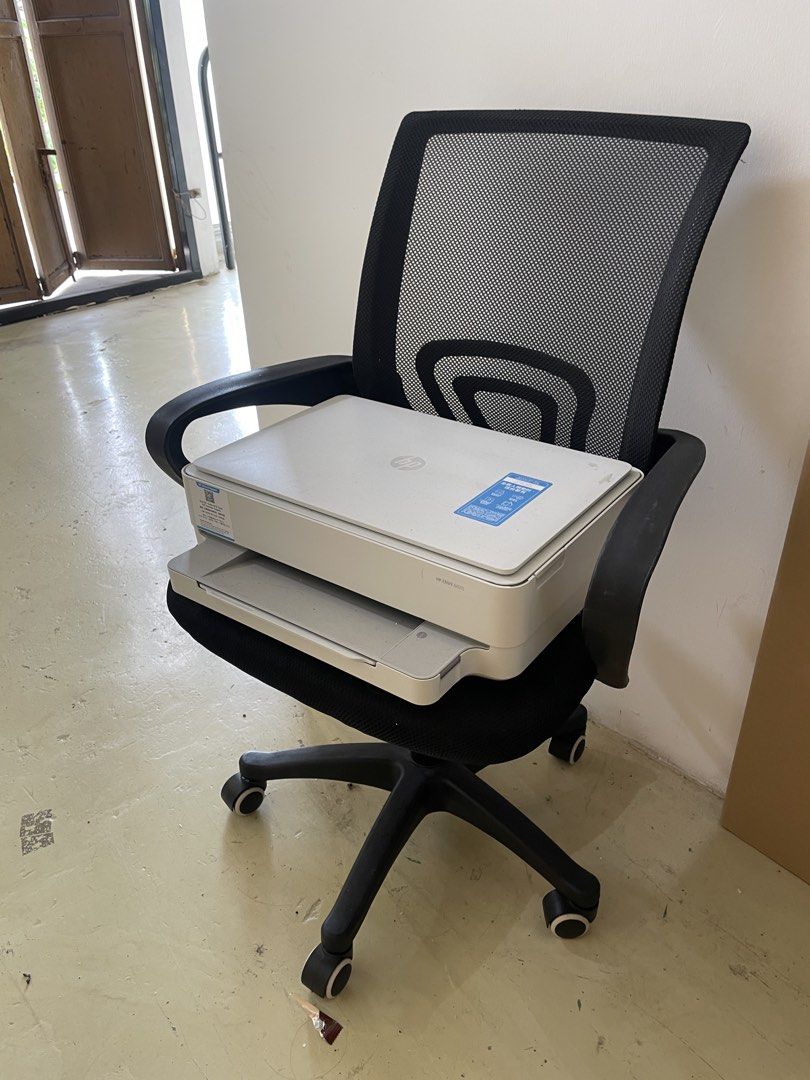 HP ENVY 6000 All-in-One Printer & office chair