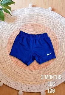 (Category: ) located in . Submitted by fabshoppe_08 (Listing ID 1435338836, Image 1). Description: .