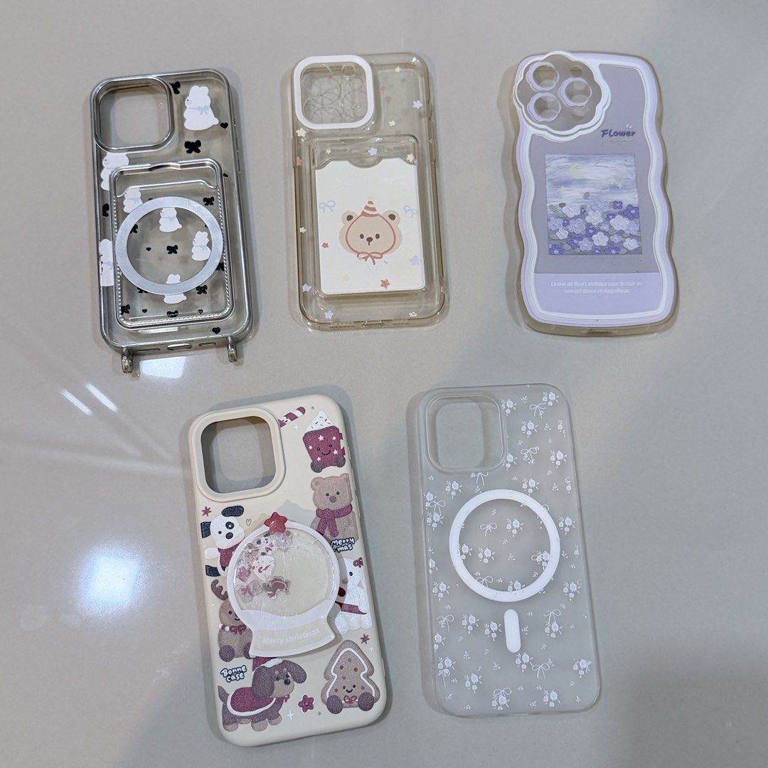 iPhone 15 Pro Max Bundle Case (Category: Cases & Covers) located in Puchong. Submitted by stardrift (Listing ID 1435366255, Image 1). Description: Some is brand new, some is used selling them in bundle for RM10.