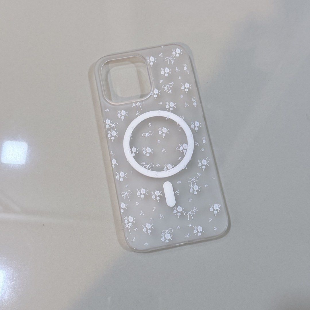 iPhone 15 Pro Max Bundle Case (Category: Cases & Covers) located in Puchong. Submitted by stardrift (Listing ID 1435366255, Image 2). Description: Some is brand new, some is used selling them in bundle for RM10.