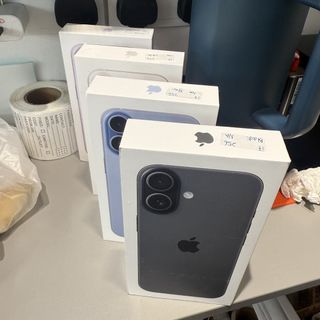 (Category: ) located in . Submitted by 8thavemobile.sg (Listing ID 1224214575, Image 1). Description: .