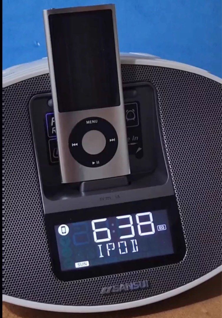iPod dock Speaker iPod Classic iPod Nano -Sansui (Category: Soundbars, Speakers & Amplifiers) located in Manila. Submitted by yezdeal2017 (Listing ID 1435380809, Image 2). Description: 🎶 Retro vibes, solid sound! 🎶 Selling a **Sansui iPod Dock Speaker** for only **₱2499** 💥 🔌 Works perfectly with: • iPod Nano (1st–6th Gen) • iPod Classic • iPod Video ✅ Clean audio quality ✅ Classic dock design ✅ Great for collectors or daily use Bring your ol