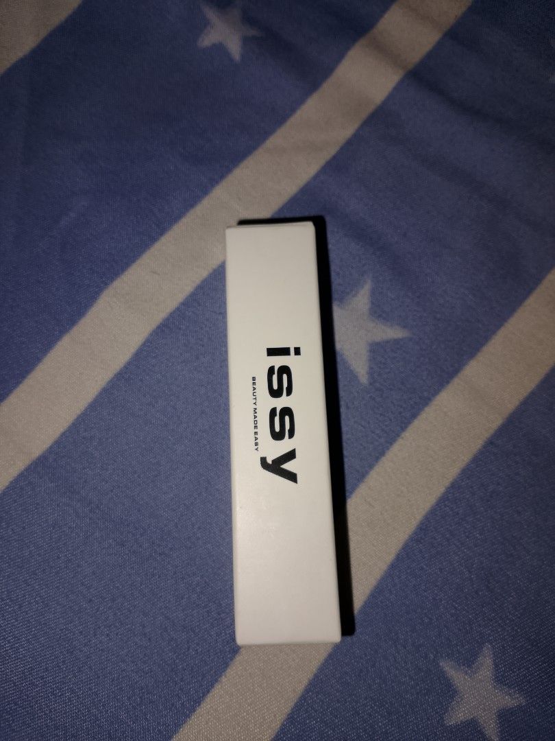 Issy Gelee Lip Tint (Category: Makeup) located in Batangas. Submitted by agfdc (Listing ID 1435485762, Image 1). Description: Last one -Shade: Club Yes, legit and orig sya. No to fake tayo girlies Pm lang if may katanungan. Willing din magsend ng ids :)).