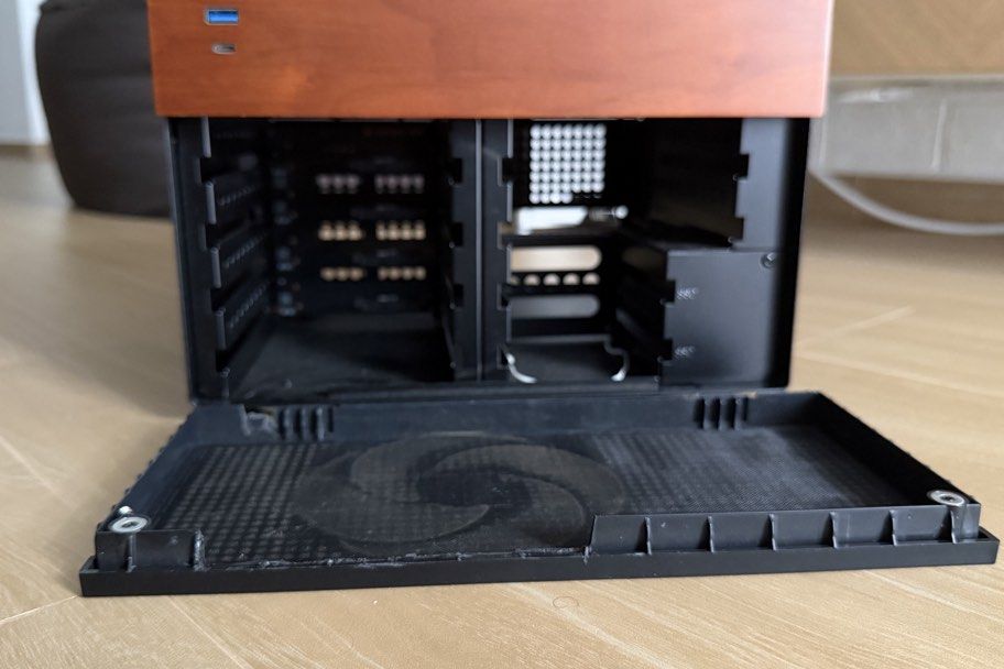 Jonsbo N4 Micro-ATX NAS Case442126628386263041