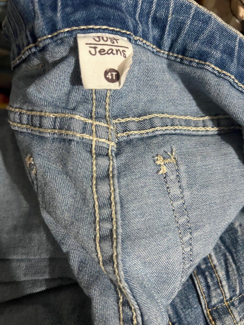 Just Jeans kids pants (Category: Babies & Kids Fashion) located in Pasig City. Submitted by ilmsf (Listing ID 1435379490, Image 2). Description: size:4 yrs old on tag.