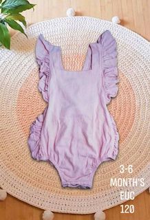 (Category: ) located in . Submitted by fabshoppe_08 (Listing ID 1435338353, Image 1). Description: .
