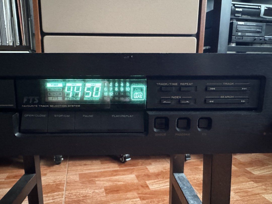 Kinergetic KD20 CD Player443454175210393601