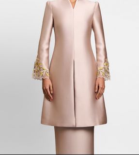 (Category: ) located in . Submitted by ama.couture (Listing ID 1435402464, Image 1). Description: .