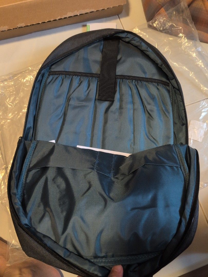 Lenovo laptop backpack442123107487590405