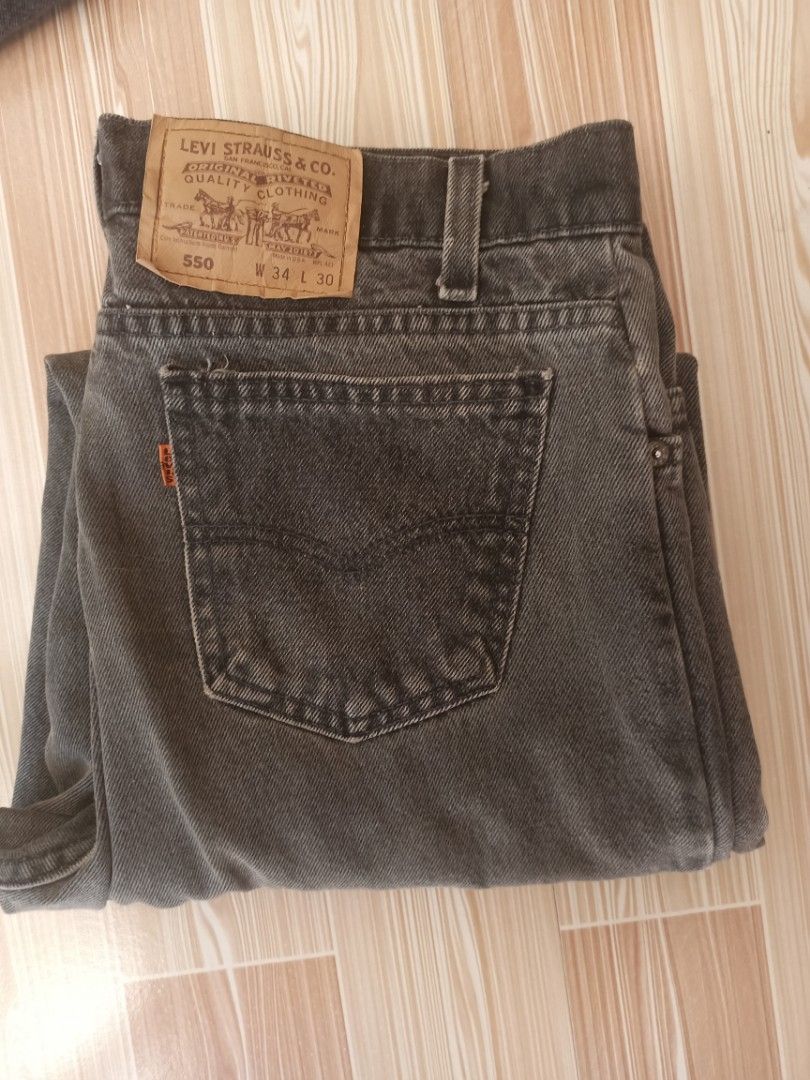 Levi's 550 Black Jeans W34 L30 (Category: Jeans) located in Imus. Submitted by boosterph691 (Listing ID 1435369329, Image 2). Description: vintage Levis red tab no issue di galing sa ukay saglit lang nagamit ng tito ko .