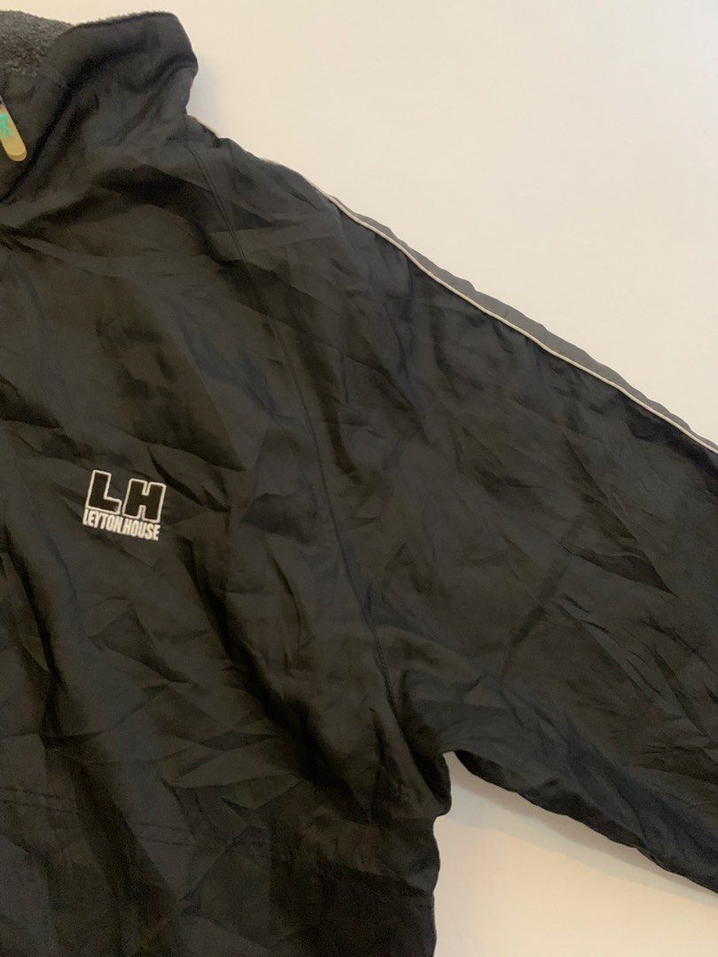 Leyton House Black Jacket - Size L (Category: Coats, Jackets and Outerwear) located in Cavite. Submitted by secondhandco.archive552 (Listing ID 1435370219, Image 2). Description: 💎LEYTON HOUSE ZIP-UP WINDBREAKER💎 📌L(28.5) W(23) 📌NO ISSUE 📌COLOR RATE: 10/10 📌CONDITION: 9/10 - Leyton House jacket - Color: Black with grey collar and stripes - Features: Full zip closure, Leyton House logo on chest - Details: Small green tag on the back.