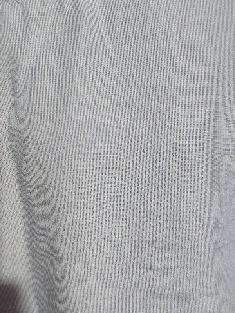 Light Blue Short Sleeve Top (Category: Blouses) located in Manila. Submitted by hellomrys (Listing ID 1435389833, Image 3). Description: Light blue top L Button Closure at the back .