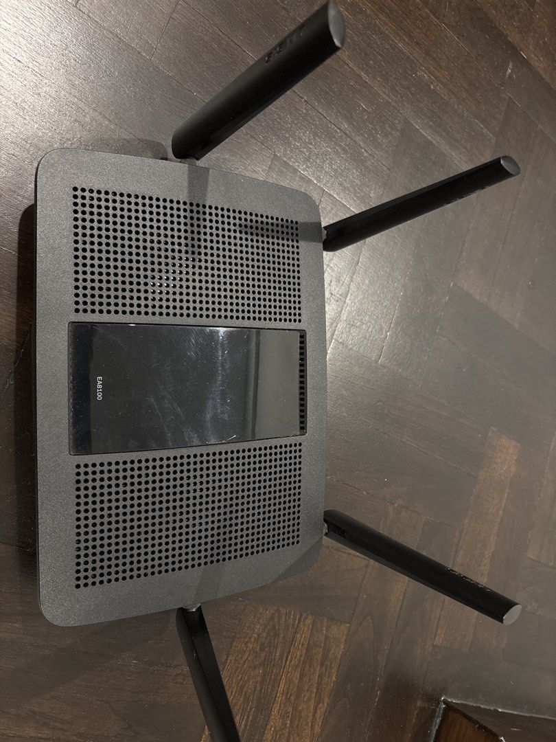 Linksys Router442126634802882560